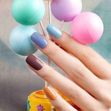Semi Cured Gel Nails With UV